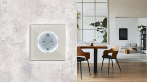 16A schuko vägguttag vit färg, justerbar bakgrundsbelysning, perfekt för köksapparater